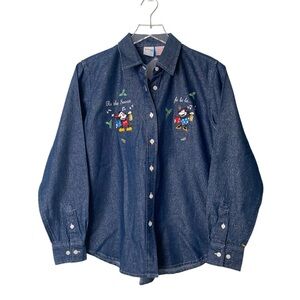 DISNEY Chambray Embroidered Christmas shirt 🆕